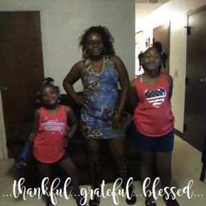 Meet your Posher, Johtora